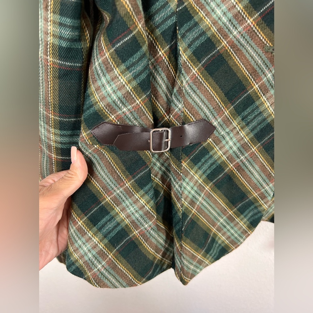 Tahari Green Plaid Blazer with Velvet Collar - Picture 3 of 13